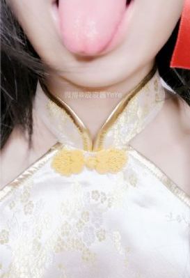 老师的丰满大乳奶